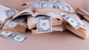Εγκρίθηκε διακανονισμός 1,5 δισ. δολαρίων της Anthropic για παραβίαση πνευματικών.