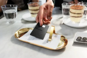 Samsung Galaxy Card: Η Samsung παρουσιάζει την πρώτη της πιστωτική κάρτα με cashback και προνόμια
