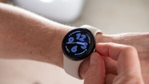 Google Pixel Watch: Νέα λειτουργία ξεκλειδώματος από το τηλέφωνο.