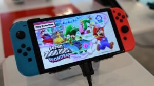 Ο Shigeru Miyamoto τονίζει ότι το gameplay έχει προτεραιότητα έναντι των τεχνικών specs.