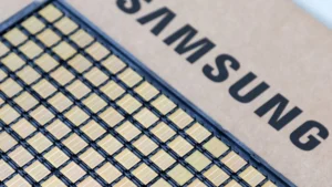 Samsung: Πάνω από 80% η απόδοση παραγωγής της μνήμης HBM4 για AI