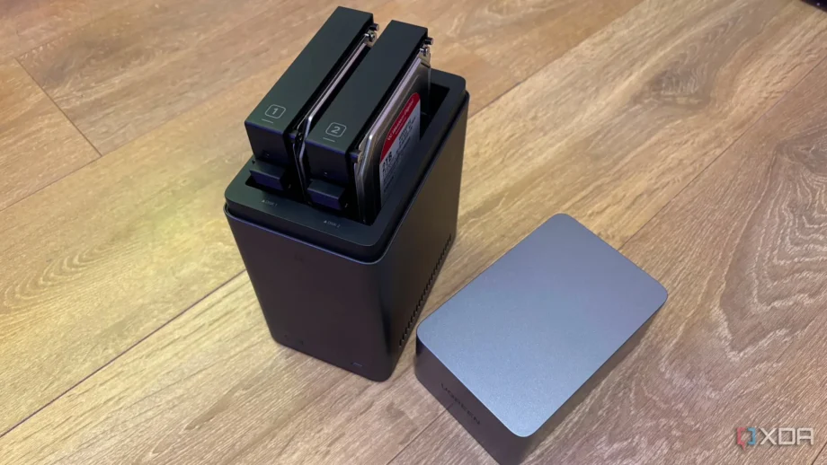 Πώς η αντικατάσταση Google One με 2-bay NAS μείωσε το κόστος αποθήκευσης κατά 90%