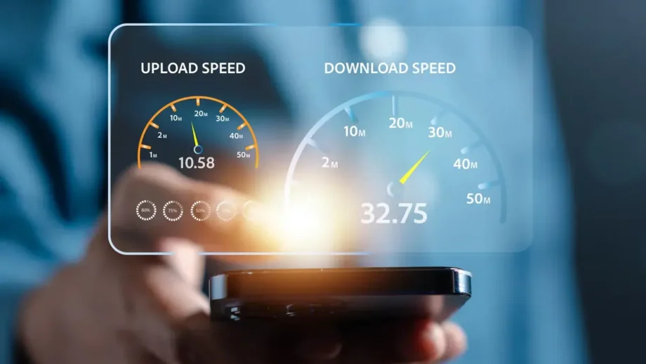 Internet στην Ελλάδα το 2025: Η οπτική ίνα ανεβαίνει, αλλά το ADSL των 24 Mbps κυριαρχεί