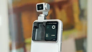Honor Robot Phone: Το smartphone με ενσωματωμένο ρομποτικό gimbal