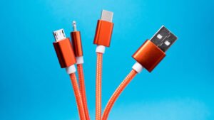 Plug and Pwn: Η επίθεση μέσω USB που μπορεί να θέσει σε κίνδυνο τα Windows