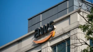 AWS: Μετακινήστε τα δεδομένα από κέντρα στη Μέση Ανατολή