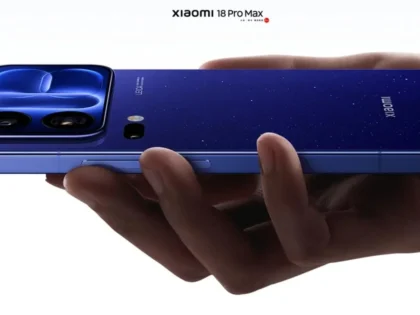 Smartphone Xiaomi σε μπλε χρώμα με δευτερεύουσα πίσω οθόνη